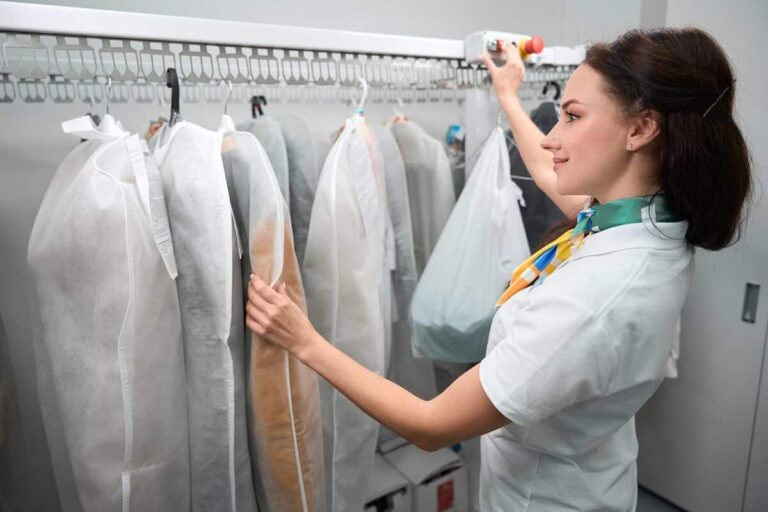 Dry Cleaning vs Traditional Laundry Methods