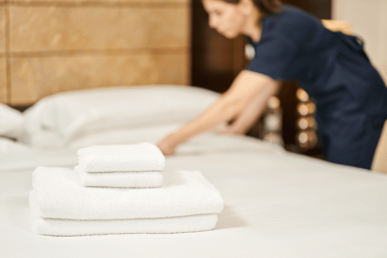 6 Industry Niches That Profit from Commercial Laundry Services